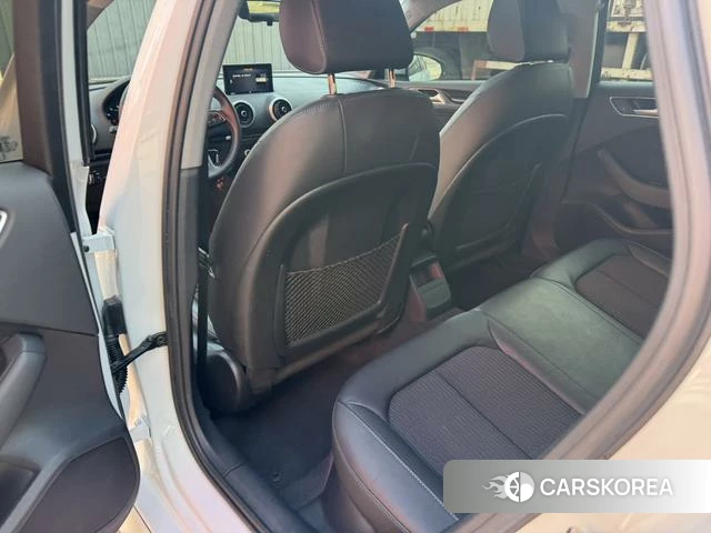 Audi A3 id 4253184 из Китая 17
