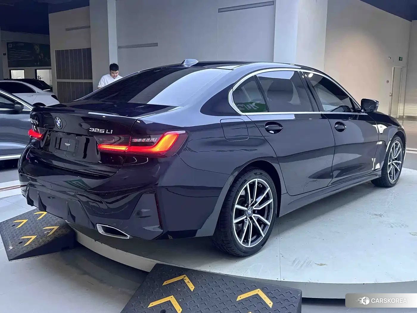 BMW 3 series id 4644515 из Китая 19