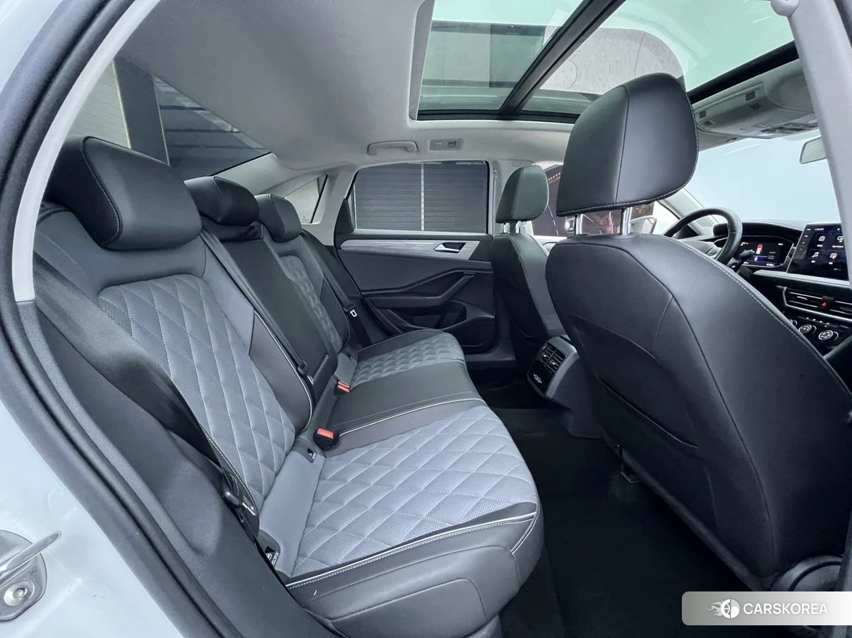 Volkswagen Sagitar id 4479556 из Китая 17
