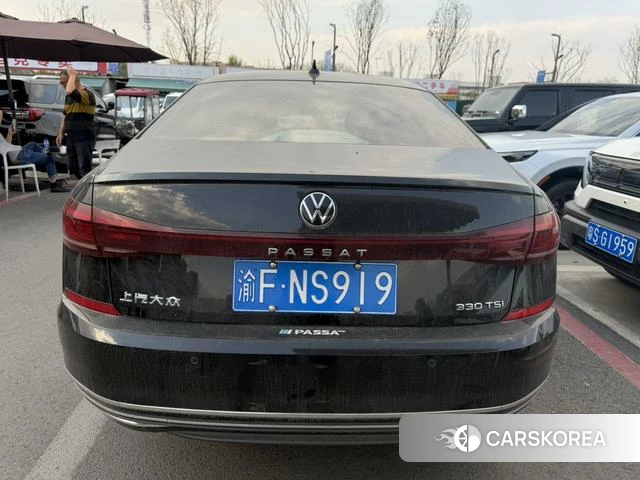 Volkswagen Passat id 4278111 из Китая 8