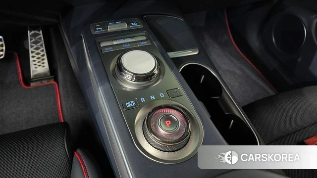 Genesis GV70 id 3818792 из Кореи 18