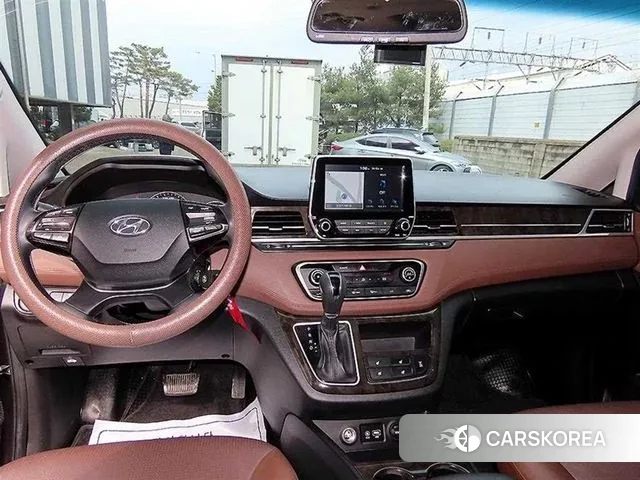 Hyundai The New Grand Starex id 3757104 из Кореи 18