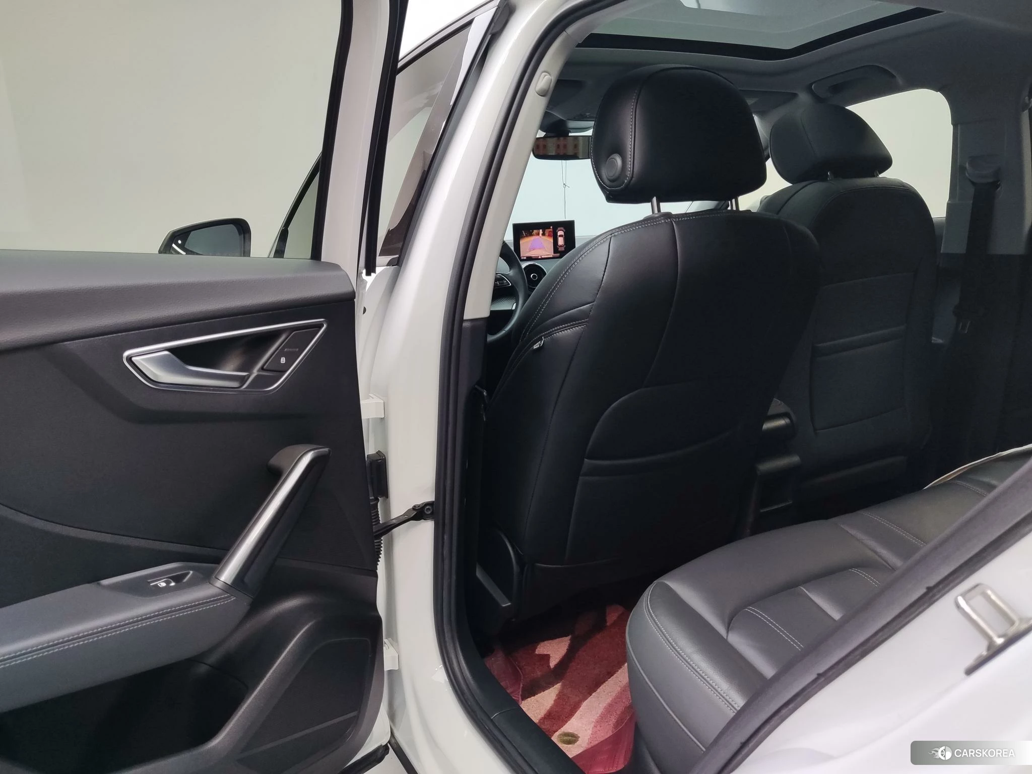 Audi Q2L id 4453677 из Китая 20