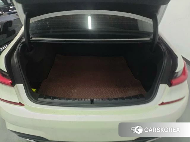 BMW 3 series id 4329150 из Китая 8