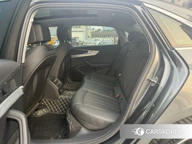 Audi A4L id 4258698 из Китая 13