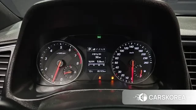 Hyundai Avante AD id 3526285 из Кореи 18