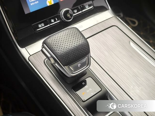 Roewe RX5 id 4221345 из Китая 16