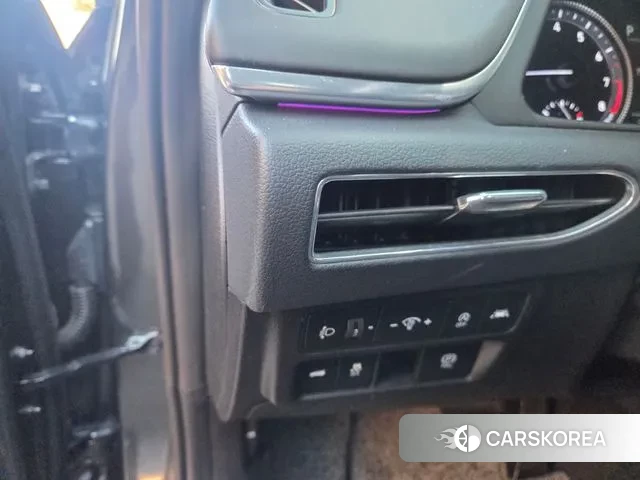 Hyundai Sonata (DN8) id 3639788 из Кореи 14