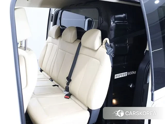 Hyundai Staria id 3487504 из Кореи 18