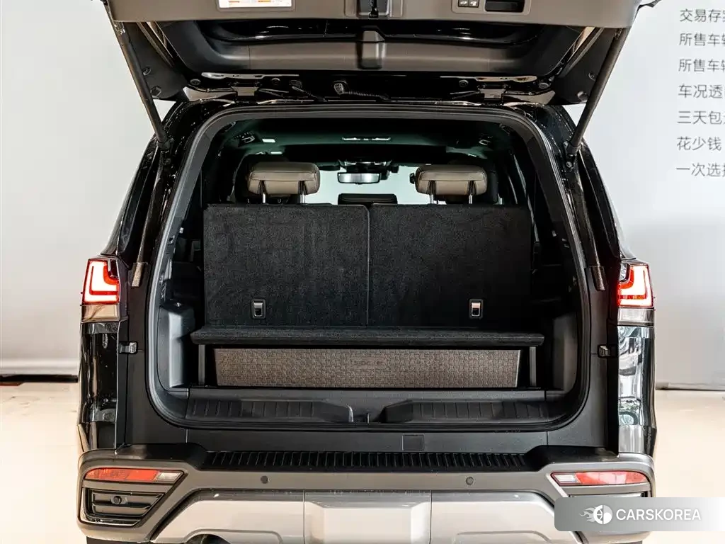 Lexus LX id 4600401 из Китая 18