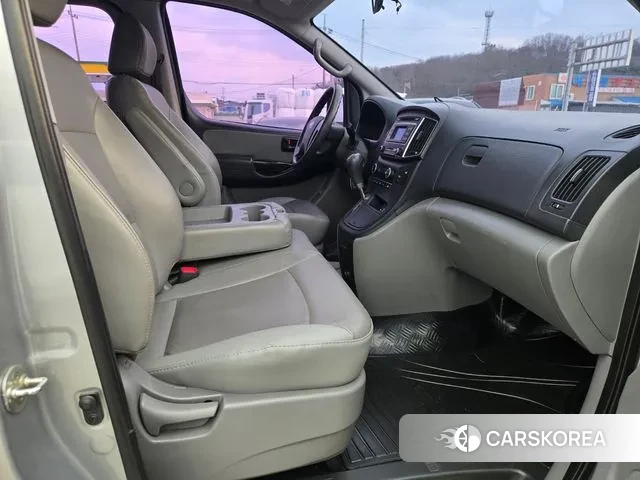 Hyundai Grand Starex id 3480424 из Кореи 8