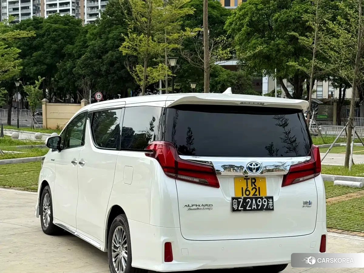 Toyota Elfa id 4654470 из Китая 16