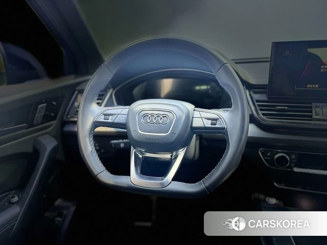 Audi Q5L id 4341603 из Китая 16