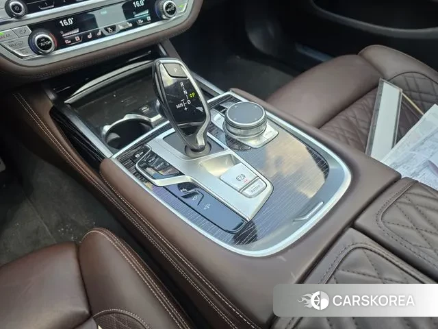 BMW 7 Series (G11) id 2979804 из Кореи 18