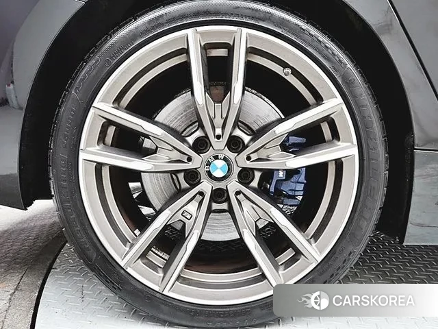 BMW 3 Series (G20) id 3037768 из Кореи 18