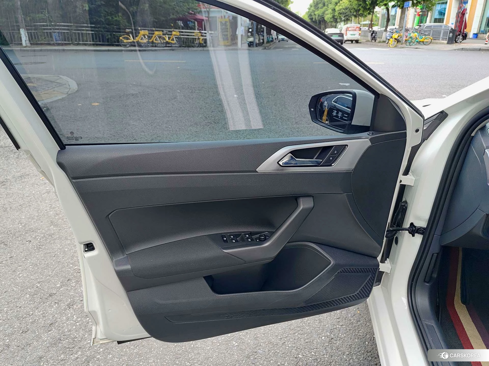 Volkswagen Polo id 4452276 из Китая 9