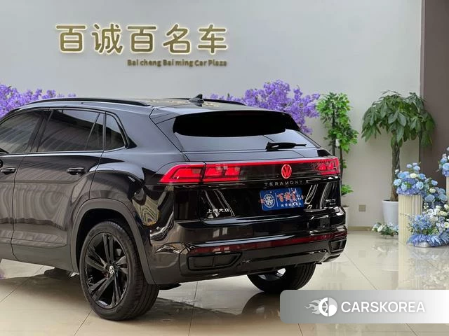 Volkswagen Tourang id 4209766 из Китая 22
