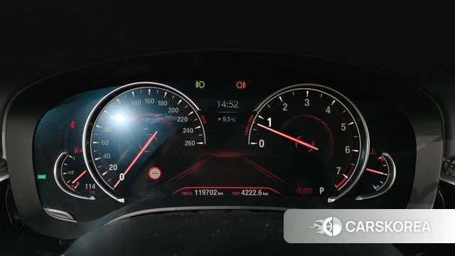 BMW 5 Series (G30) id 3801603 из Кореи 18