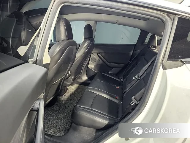 Tesla Model Y id 3421875 из Кореи 17