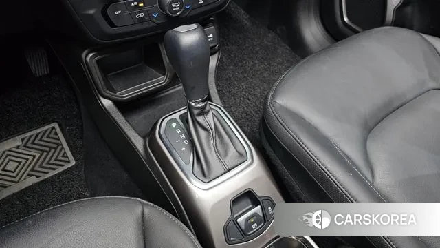 Jeep Renegade id 3601165 из Кореи 18