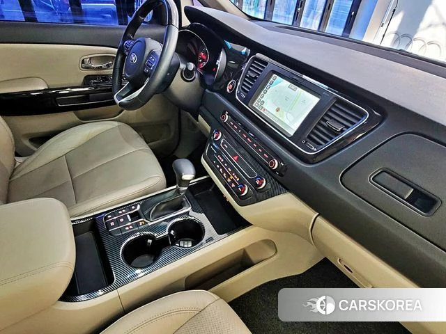 Kia The New Carnival id 4448103 из Кореи 18