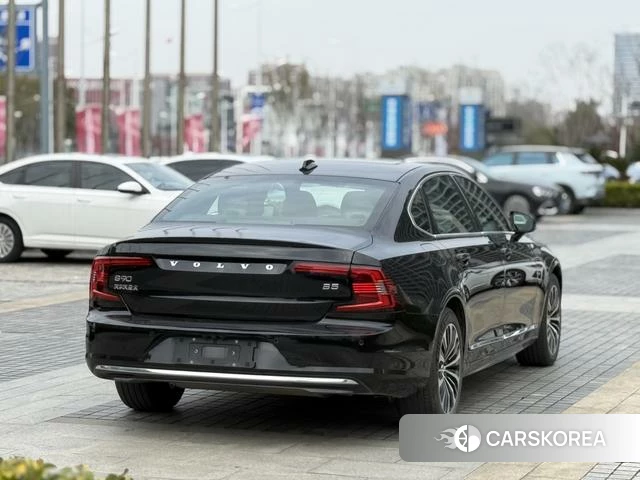 Volvo S90 id 3993548 из Китая 14