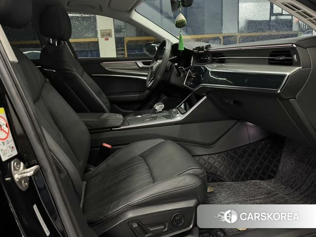 Audi A6L id 4261613 из Китая 11