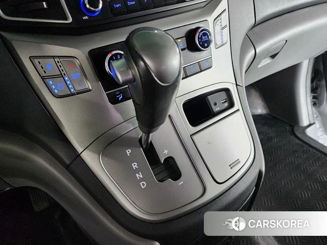 Hyundai The New Grand Starex id 4865231 из Кореи 18