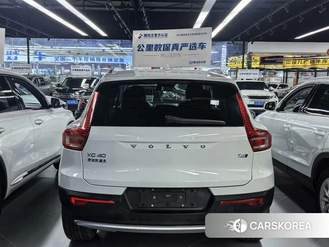 Volvo XC40 id 4219857 из Китая 8