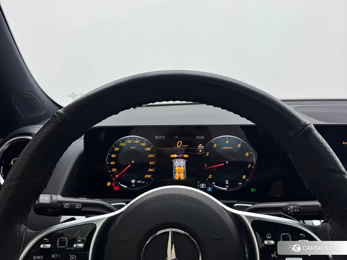 Mercedes-Benz GLB id 4659882 из Китая 9