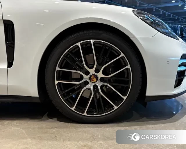 Porsche Panamera (971) id 3503449 из Кореи 18