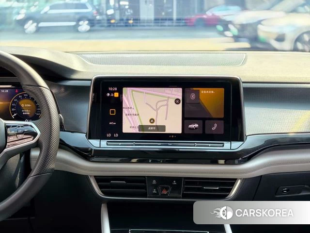 Volkswagen Tourang id 4276939 из Китая 10
