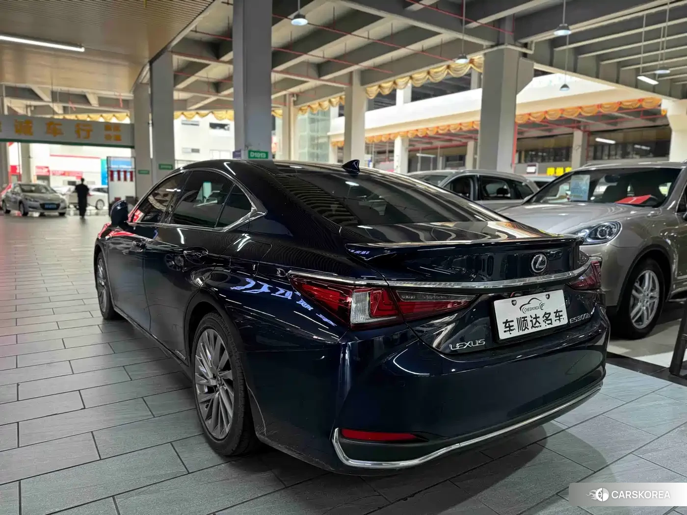 Lexus ES id 4669253 из Китая 8