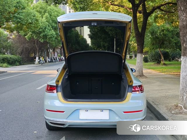 Volkswagen CC id 4264722 из Китая 14