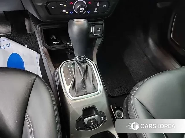 Jeep Renegade id 3094277 из Кореи 17