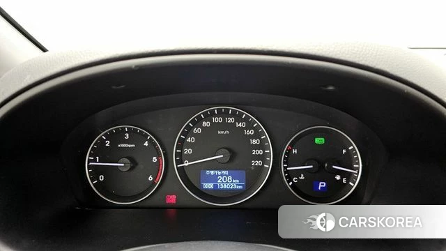 Hyundai The New Grand Starex id 4246313 из Кореи 18