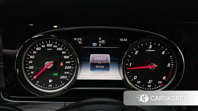 Mercedes-Benz E-Class W213 id 4245950 из Кореи 33
