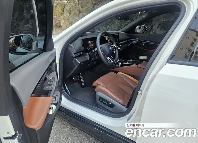 BMW i5 (G60) id 2663038 из Кореи 8