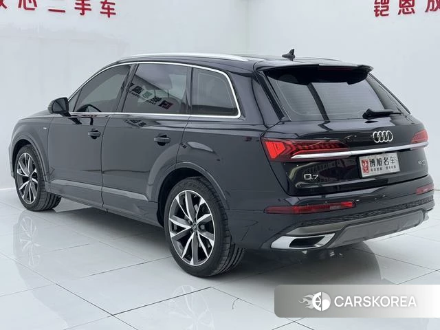 Audi Q7 id 4272096 из Китая 29