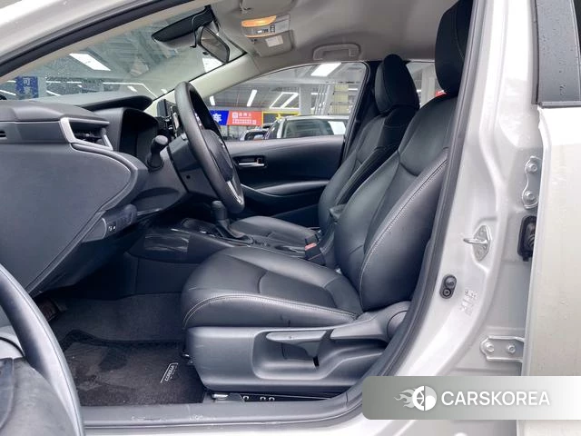 Toyota Corolla id 4353782 из Китая 16