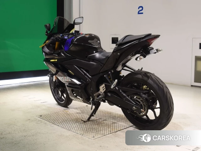 Yamaha YZF-R3 id 4391848 из Японии 8