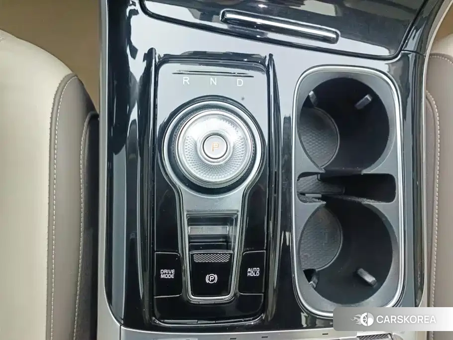 Kia Carnival id 4607225 из Китая 14