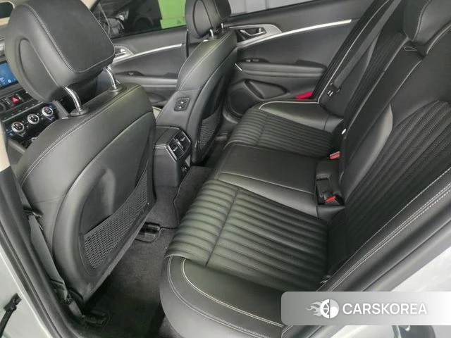 Genesis The New G70 id 3860235 из Кореи 8