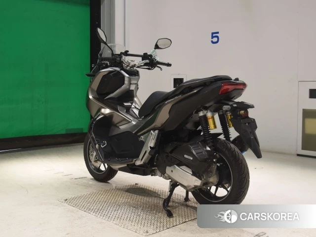 Проданный Honda ADV150 id 4366893 из Японии, фото 8