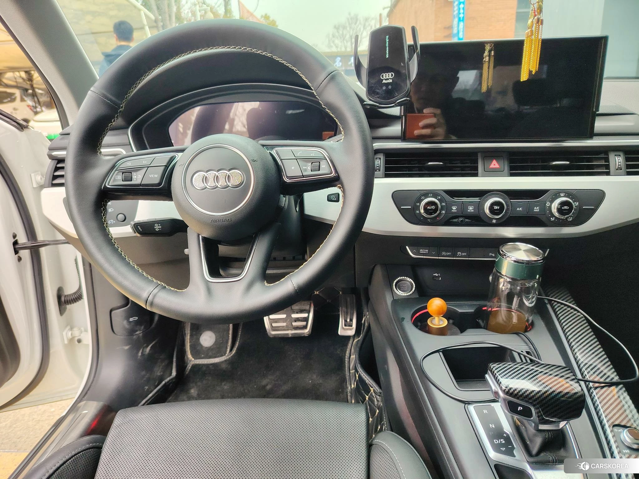 Audi A4L id 4453946 из Китая 13