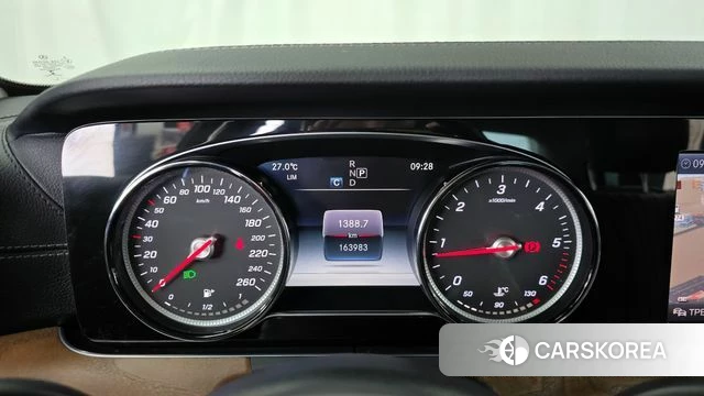 Mercedes-Benz E-Class W213 id 4410858 из Кореи 18