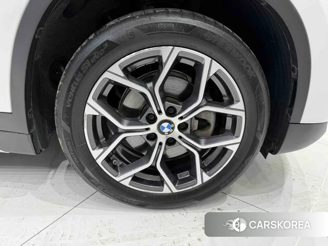 BMW X1 id 4333464 из Китая 20