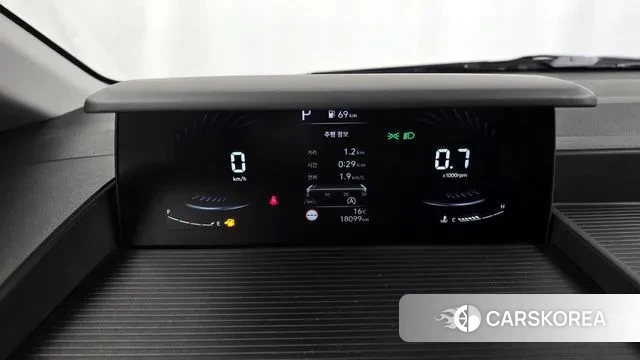 Hyundai Staria id 3400121 из Кореи 18