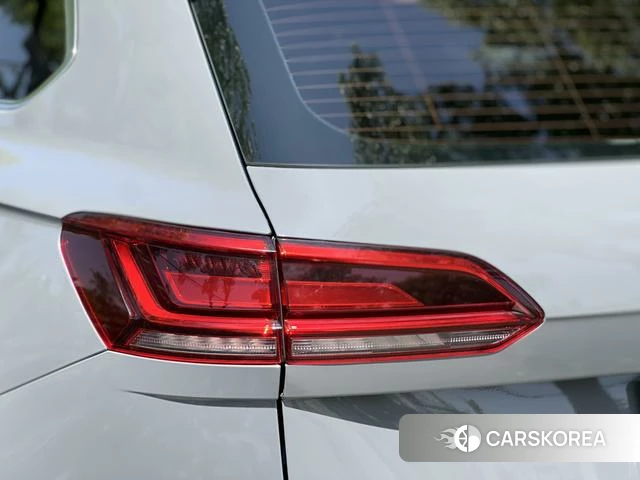 Volkswagen Touareg id 4211570 из Китая 20