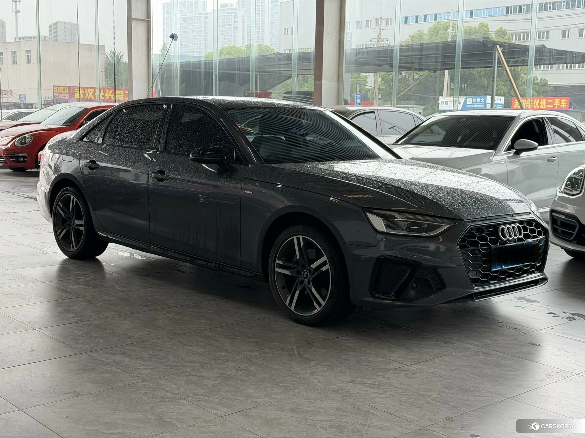 Audi A4L id 4420743 из Китая 8
